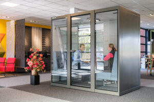 Vergaderpods ergonomische kantoormeubelen Bruinsma Kantoor Hardenberg 